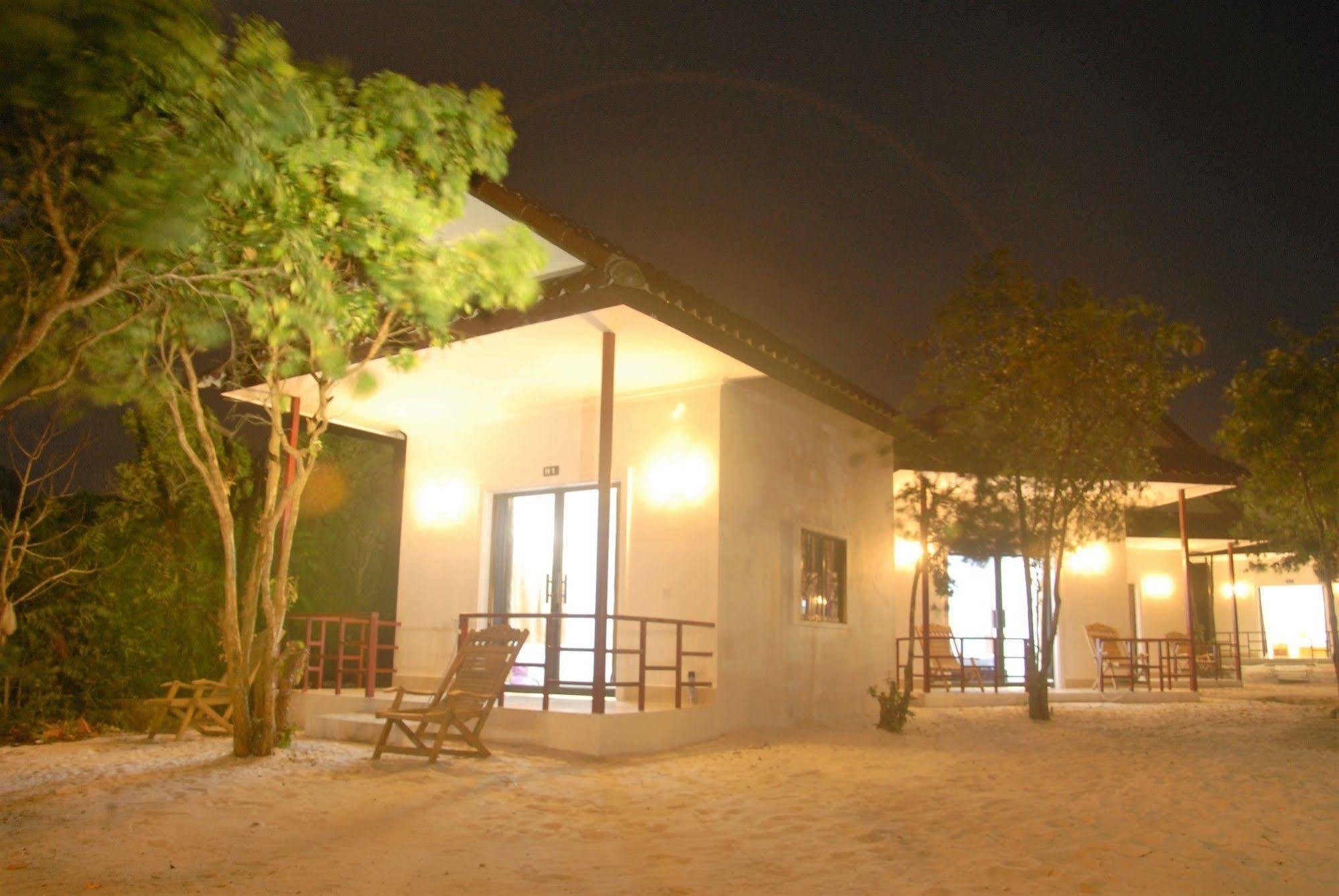Home Stay Resort Koh Rong Sanloem Zewnętrze zdjęcie